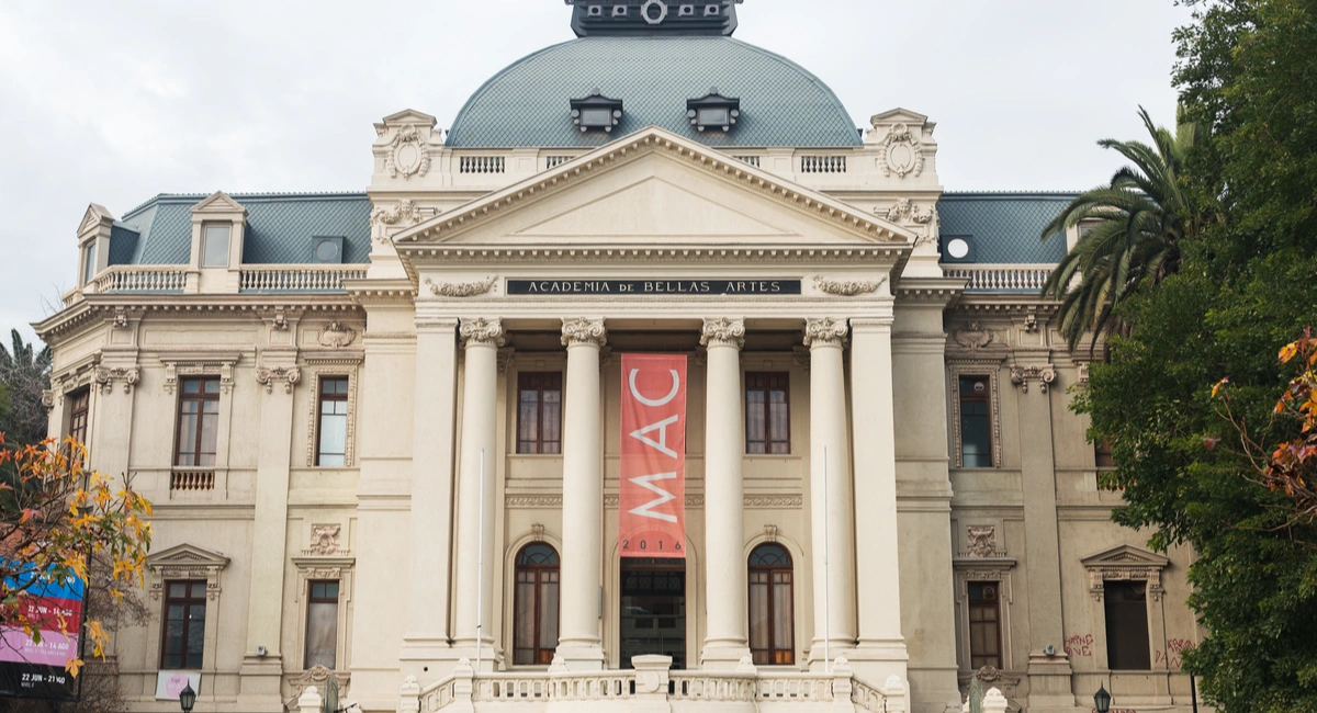 MUSEO DE ARTE CONTEMPORÁNEO (MAC): EL ESPACIO DE LAS VANGUARDIAS