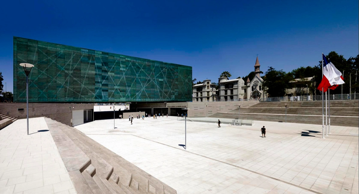 MUSEO DE LA MEMORIA Y LOS DERECHOS HUMANOS: RECORDAR PARA NO REPETIR