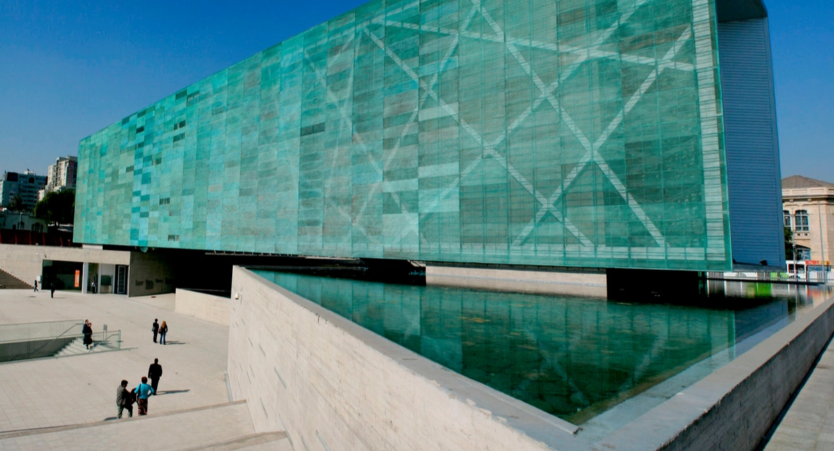 MUSEO DE LA MEMORIA Y LOS DERECHOS HUMANOS: RECORDAR PARA NO REPETIR